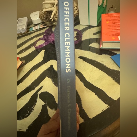 Officer Clemmons a Memoir, biography, police officer on Mr. Rogers, paperback - Picture 4 of 7